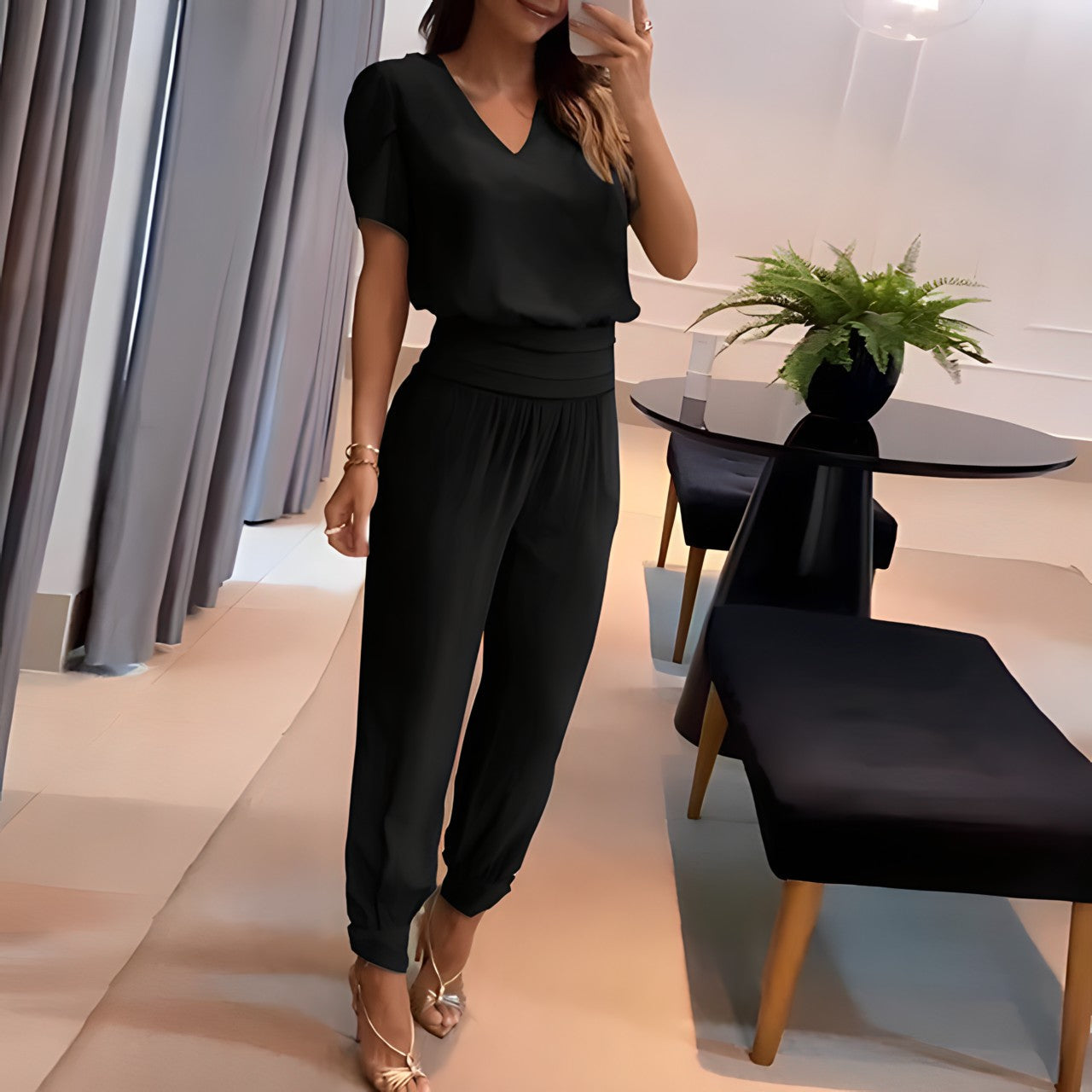 Chic Women's Blouse and Trouser Set