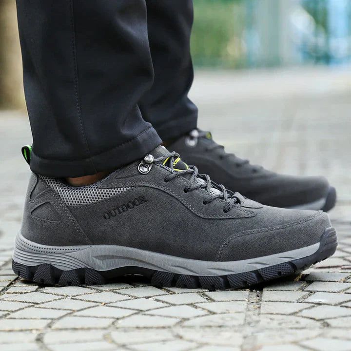 Summit Trail Men's Hiking Shoes
