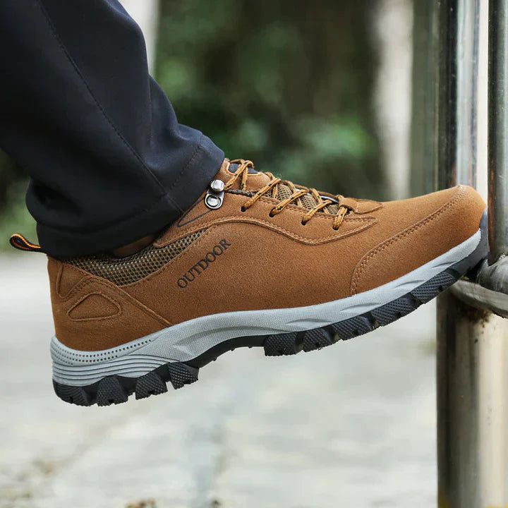 Summit Trail Men's Hiking Shoes