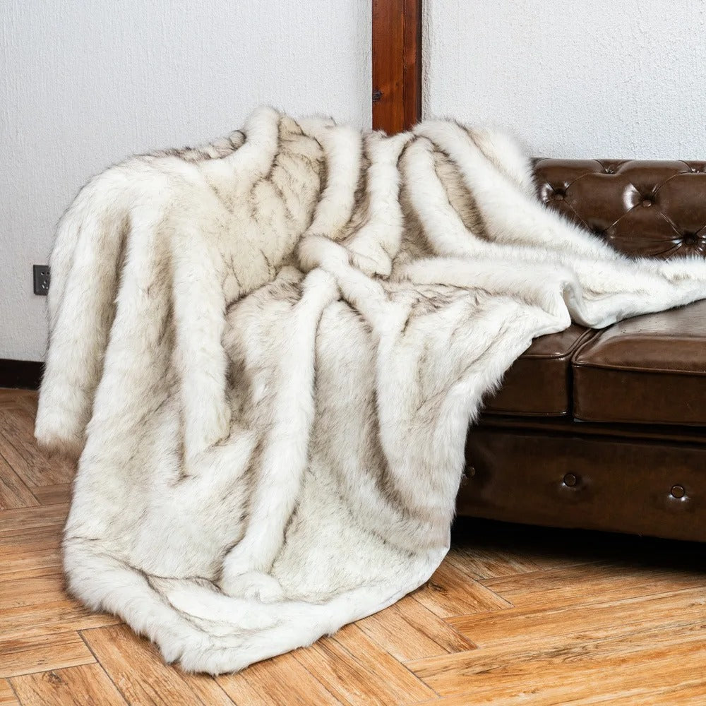 Cozy Premium Quality Luxurious Faux Fur Blanket