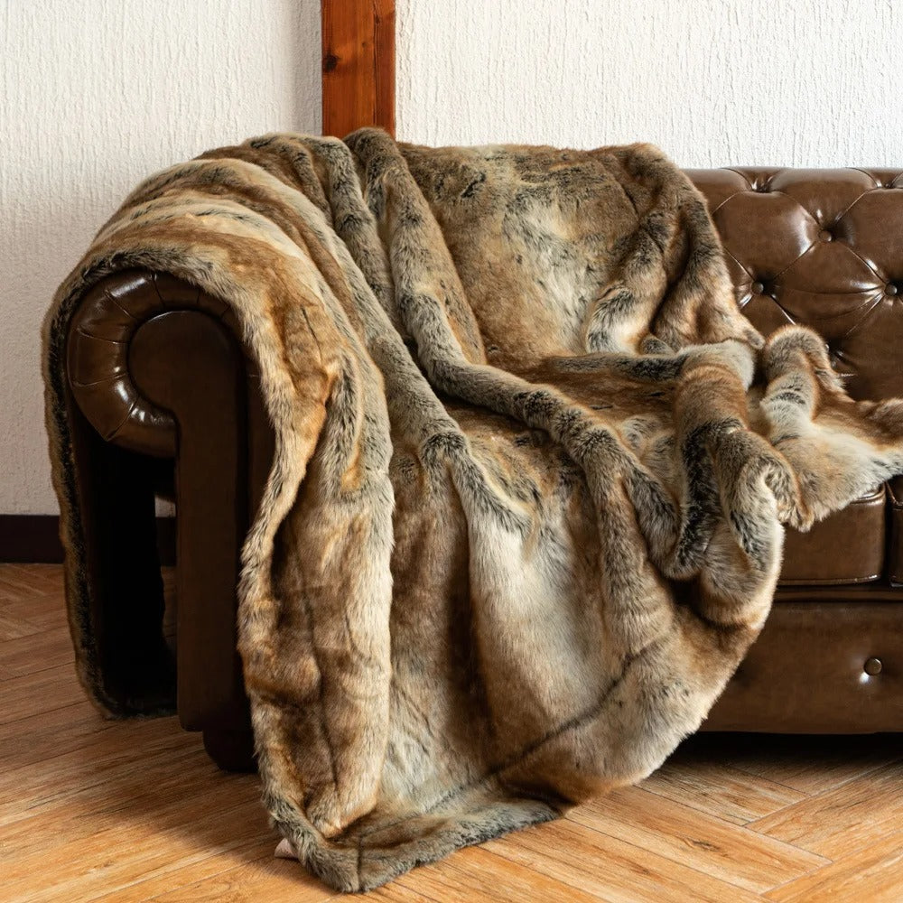 Cozy Premium Quality Luxurious Faux Fur Blanket