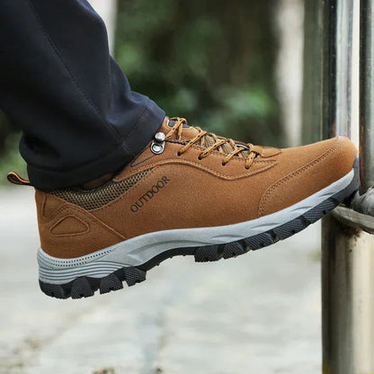 Summit Trail Men's Hiking Shoes