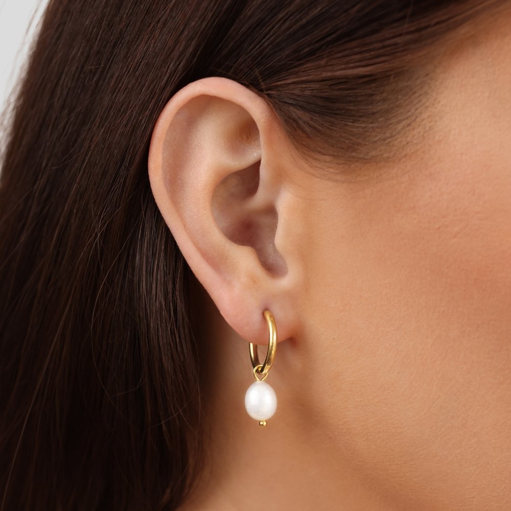 Elegant Freshwater Pearl Gold Hoop Earrings